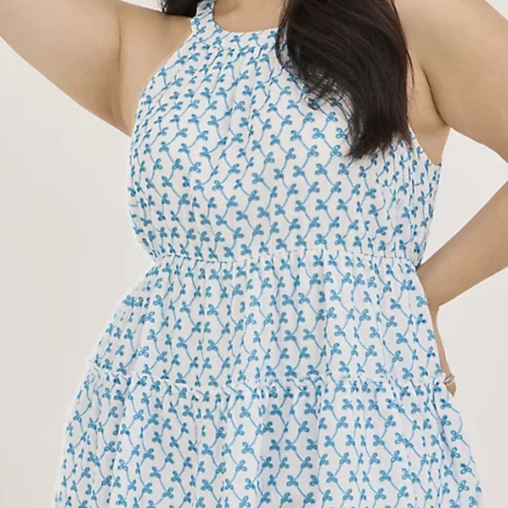 BABYDOLL EYELET TIERED TOP - TORRID NWT